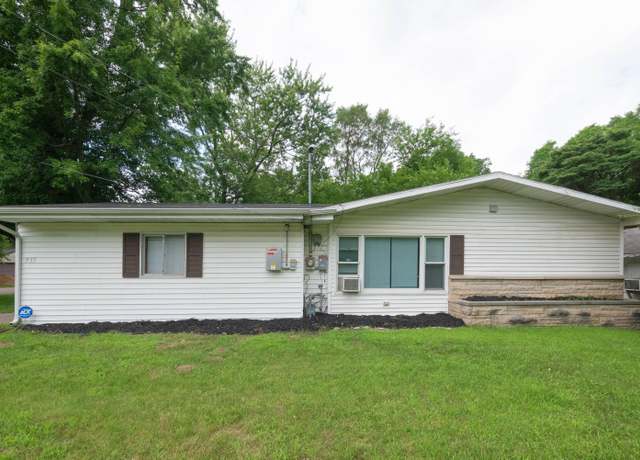 Property at 935 North Ave, Battle Creek, MI 49017, 3 beds, 1 bath