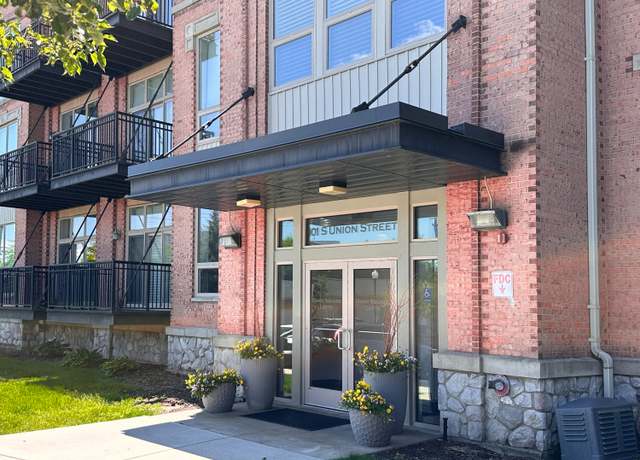 Property at 101 S Union #118, Plymouth, MI 48170, 2 beds, 1.5 baths