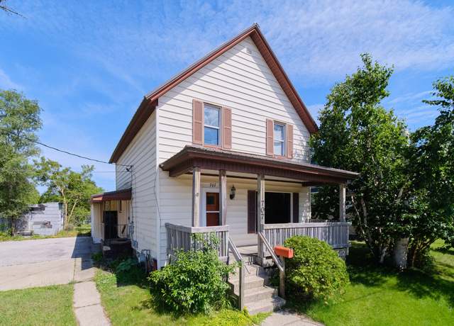 Property at 707 Cypress St, Manistee, MI 49660, 3 beds, 1.5 baths