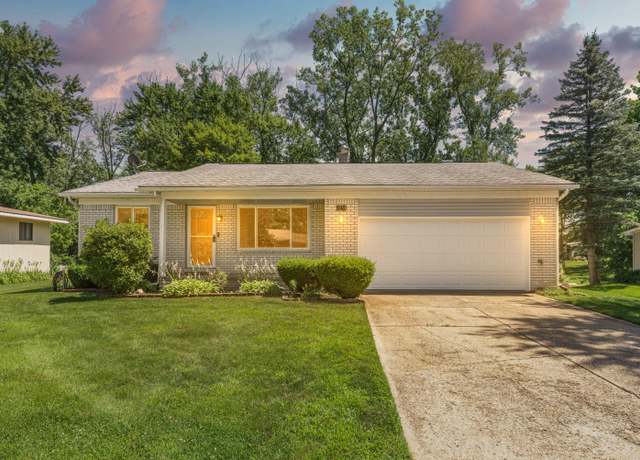 Property at 4254 Strathcona Dr, Highland, MI 48357, 3 beds, 2 baths