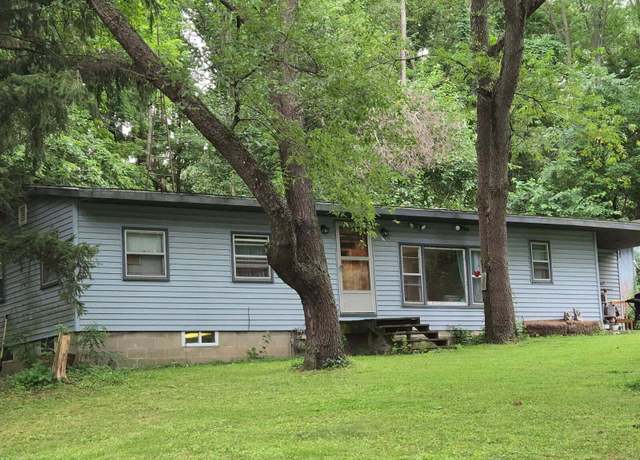 Property at 53075 Maple St, Dowagiac, MI 49047, 3 beds, 1 bath