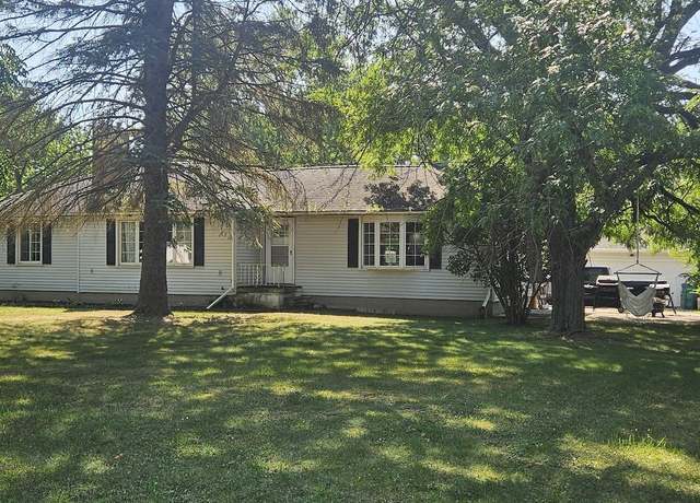 Property at 1680 E Copas Rd, Owosso, MI 48867, 3 beds, 1 bath