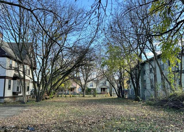 Property at 926 S Park St, Kalamazoo, MI 49001