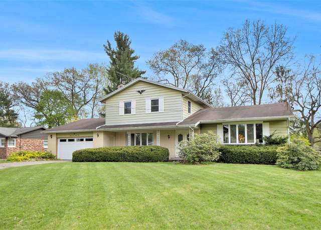 Property at 2121 Ridgefield Rd, Portage, MI 49024, 4 beds, 3.5 baths
