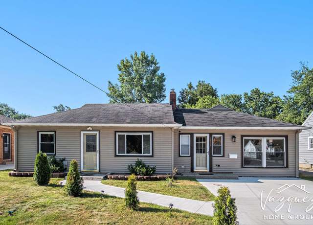 Property at 1854 Oakgrove St NW, Grand Rapids, MI 49504, 3 beds, 1 bath