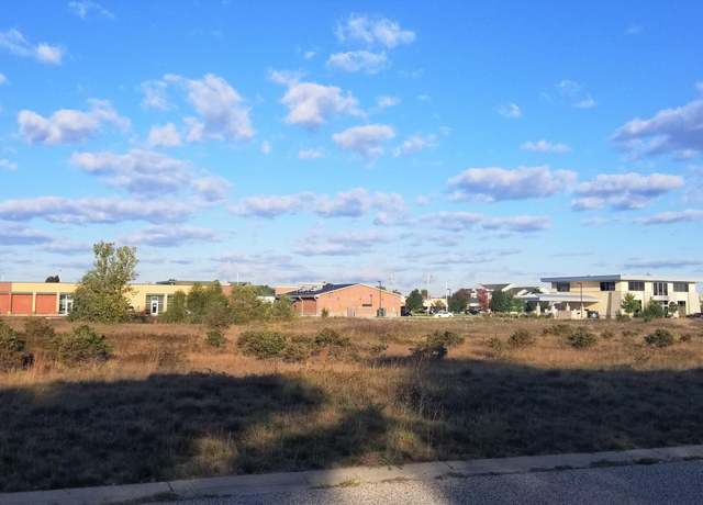 Property at 1646 Eastwind Dr, Muskegon, MI 49444