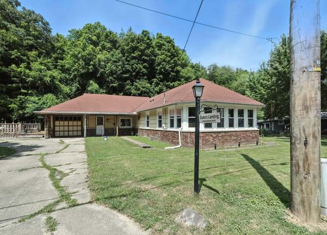 Property at 1293 Pearl St, Buchanan, MI 49107, 3 beds, 1 bath