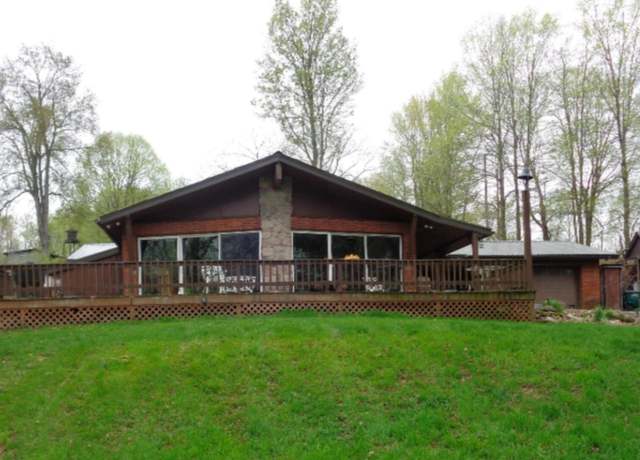 Property at 7761 E Reading Rd, Pittsford, MI 49271, 3 beds, 2 baths
