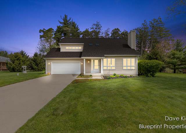 Property at 1854 Pinehill Dr, Hastings, MI 49058, 4 beds, 3 baths