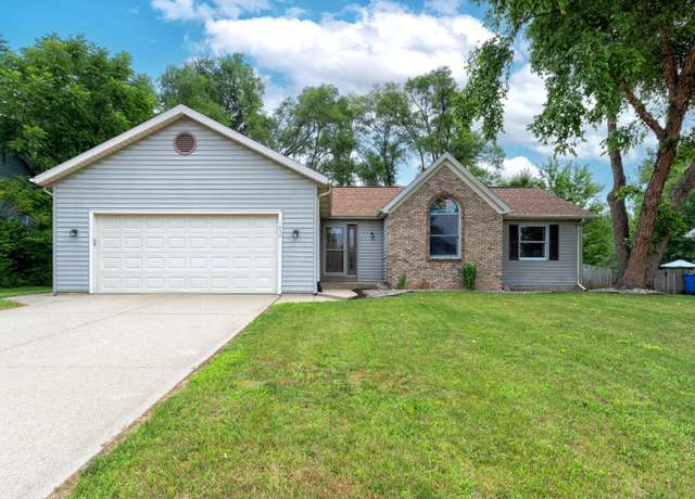 Property at 1428 Sherry Dr, Portage, MI 49024, 3 beds, 2 baths