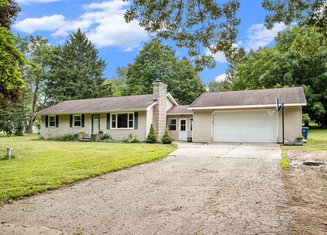 Property at 9930 N 16th St, Plainwell, MI 49080, 3 beds, 1 bath