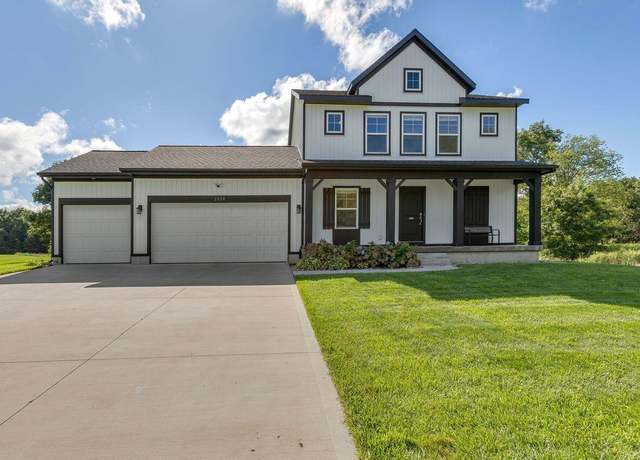 Property at 2026 N Port Blvd, Muskegon, MI 49445, 3 beds, 2.5 baths