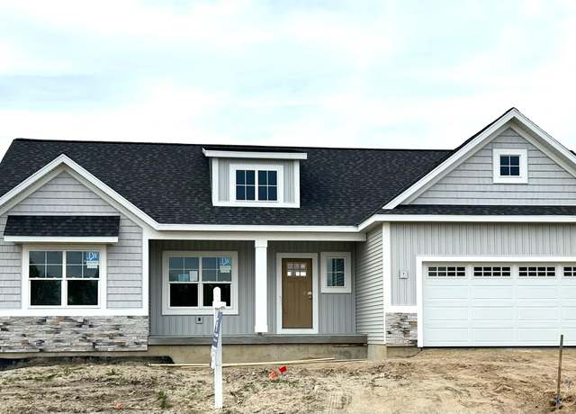 Property at 9573 Fields Dr, Zeeland, MI 49464, 3 beds, 2 baths