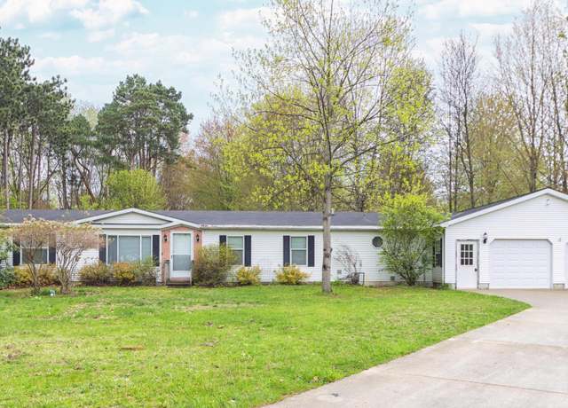 Property at 67294 Becky Ln, South Haven, MI 49090, 3 beds, 2 baths