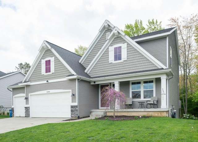 Property at 16486 Van Wagoner Rd, Spring Lake, MI 49456, 4 beds, 3 baths