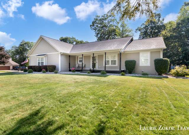 Property at 13548 Greenbriar Dr, Grand Haven, MI 49417, 5 beds, 3.5 baths