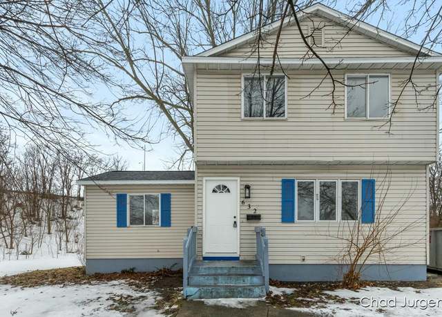 Property at 632 Houston Ave, Muskegon, MI 49441, 4 beds, 1.5 baths