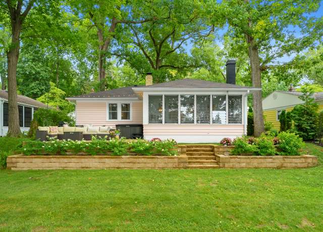 Property at 530 E Gull Lake Dr, Augusta, MI 49012, 2 beds, 2 baths