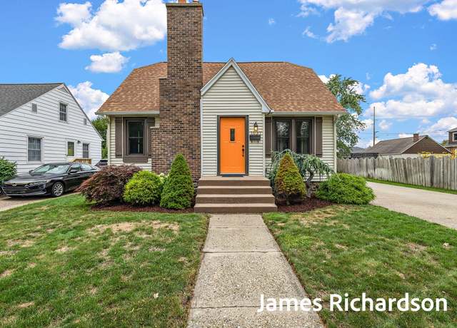 Property at 1037 Waverly Ave, Grand Haven, MI 49417, 3 beds, 2 baths