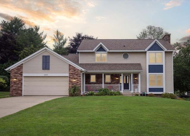 Property at 4949 Chableau Dr SW, Wyoming, MI 49519, 4 beds, 2.5 baths