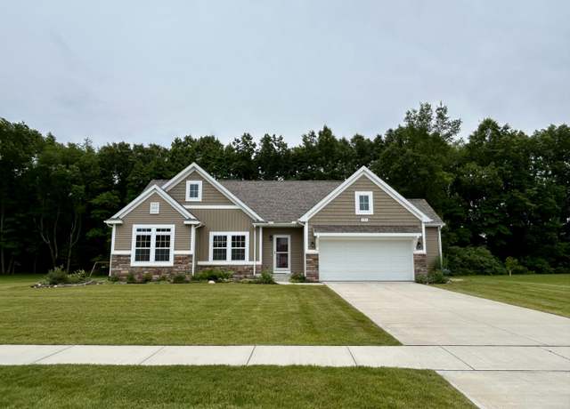 Property at 5273 Mclin Dr, Kalamazoo, MI 49009, 4 beds, 3 baths