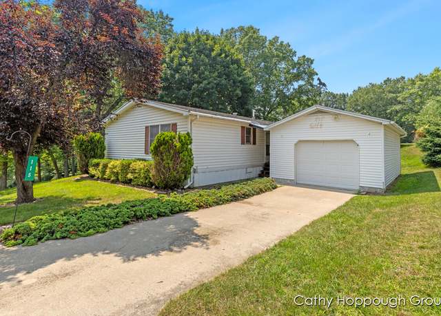 Property at 1133 Yeomans St #115, Ionia, MI 48846, 3 beds, 2 baths