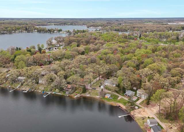 Property at 1 Forest Rd, Dowagiac, MI 49047