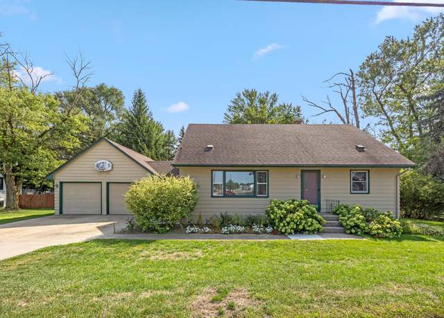 Property at 3808 Port Sheldon St, Hudsonville, MI 49426, 4 beds, 1.5 baths