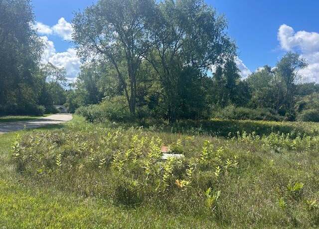 Property at 8765 Edgewater Dr, Canadian Lakes, MI 49346