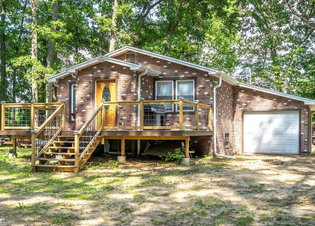 Property at 49515 Co Rd 388, Grand Junction, MI 49056, 2 beds, 1 bath