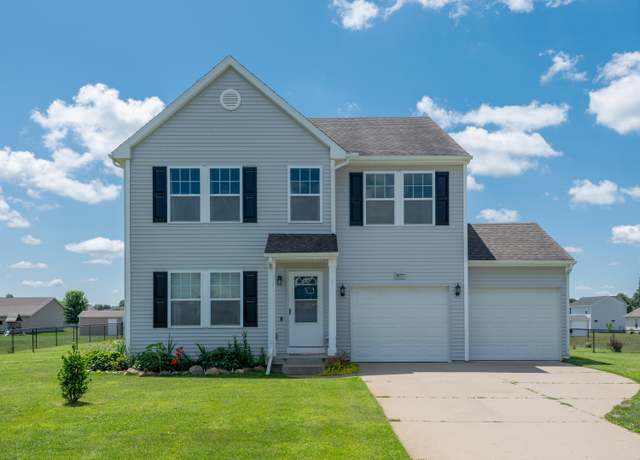 Property at 30777 Packard St, Paw Paw, MI 49079, 5 beds, 3.5 baths