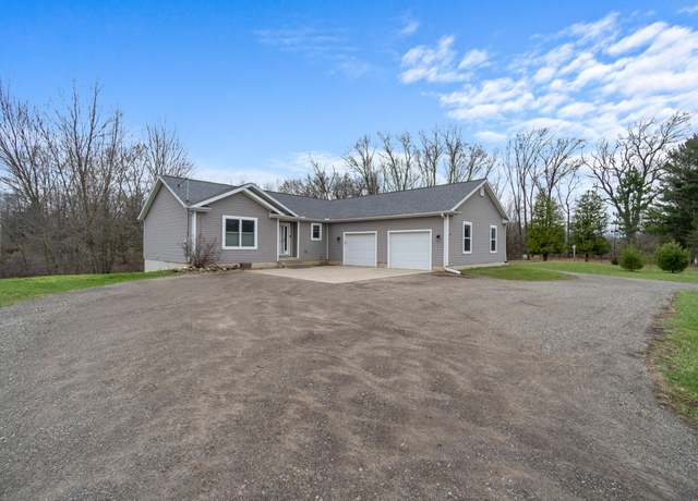 Property at 1754 S Sandstone Rd, Jackson, MI 49201, 3 beds, 2 baths