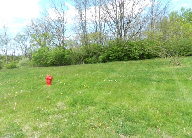 Property at 525 Swan River Dr, Benton Harbor, MI 49022