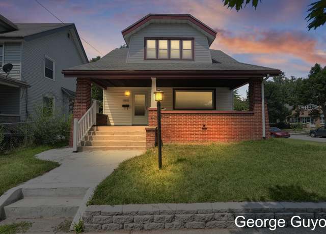 Property at 901 Neland Ave SE, Grand Rapids, MI 49507, 3 beds, 1.5 baths