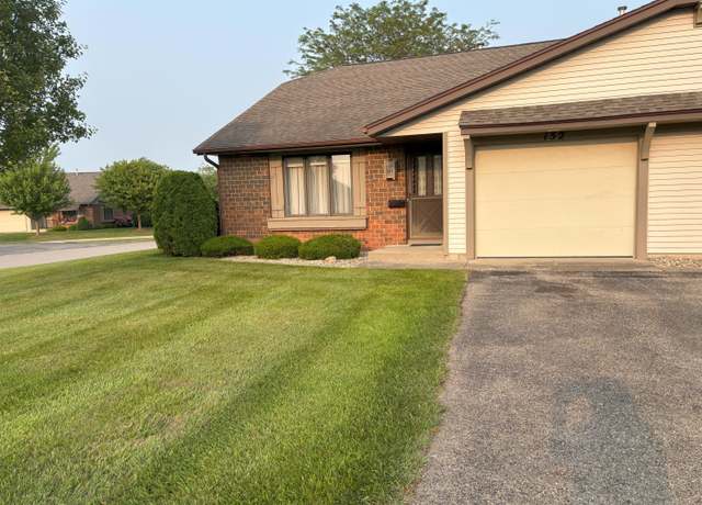 Property at 152 S Zeeland Pkwy, Zeeland, MI 49464, 2 beds, 1 bath