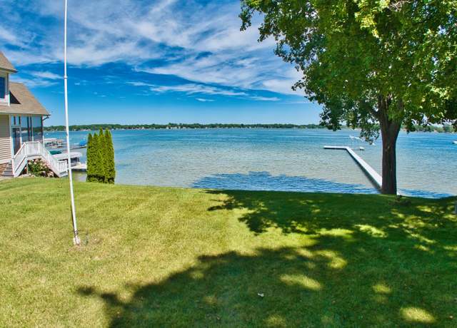 Property at 633 Pearl Beach Dr, Coldwater, MI 49036
