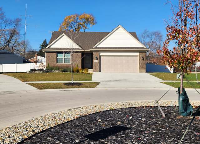 Property at 8433 Berwick Dr, Westland, MI 48185, 3 beds, 2 baths
