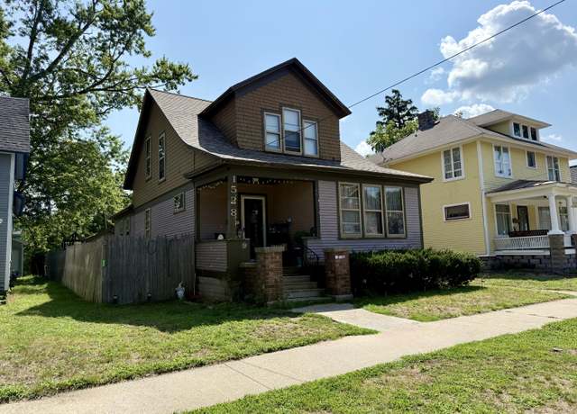 Property at 1528 Clinton St, Muskegon, MI 49442, 6 beds, 1 bath