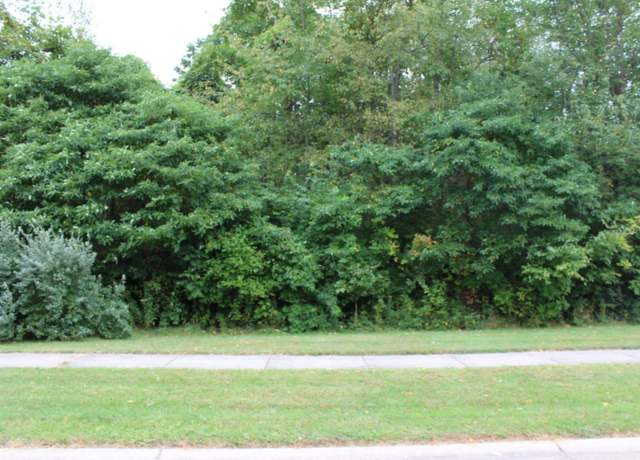 Property at 1555 Carolyn Dr, Benton Harbor, MI 49022