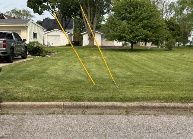 Property at 405 Sherwood Ave, Three Oaks, MI 49128