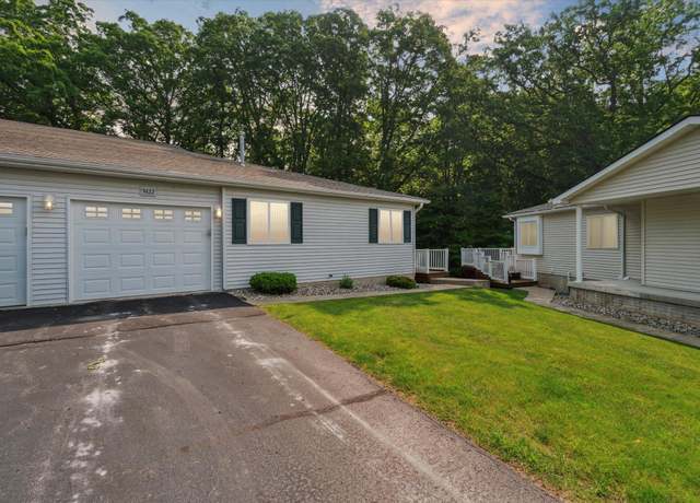 Property at 9422 Timber Ridge Dr, Grand Blanc, MI 48439, 3 beds, 2.5 baths
