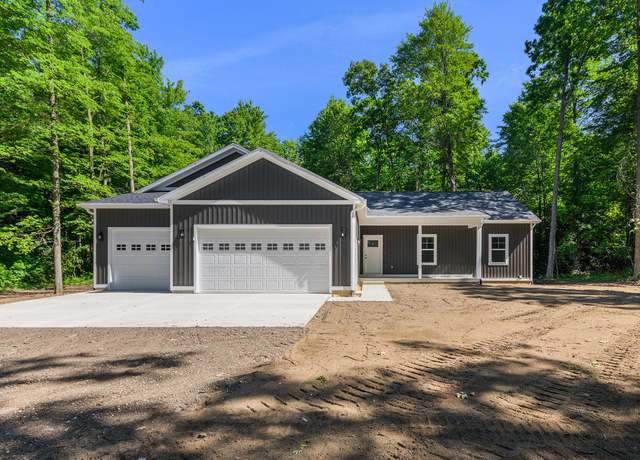 Property at 3995 112th Ave, Allegan, MI 49010, 6 beds, 3.5 baths