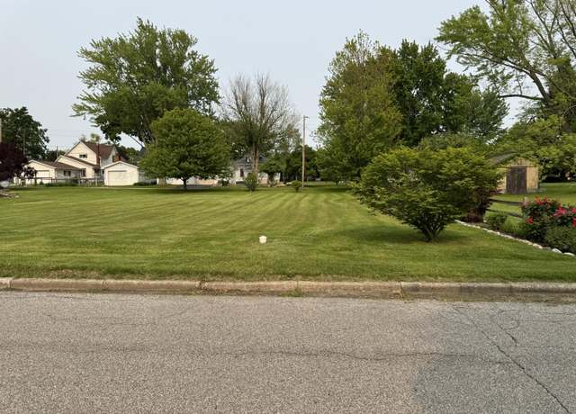 Property at 407 Sherwood Ave, Three Oaks, MI 49128