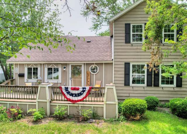 Property at 424 Elkenburg St, South Haven, MI 49090, 3 beds, 1 bath
