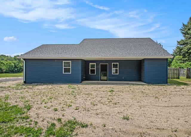 Property at 2813 Bond St, Niles, MI 49120, 5 beds, 2 baths