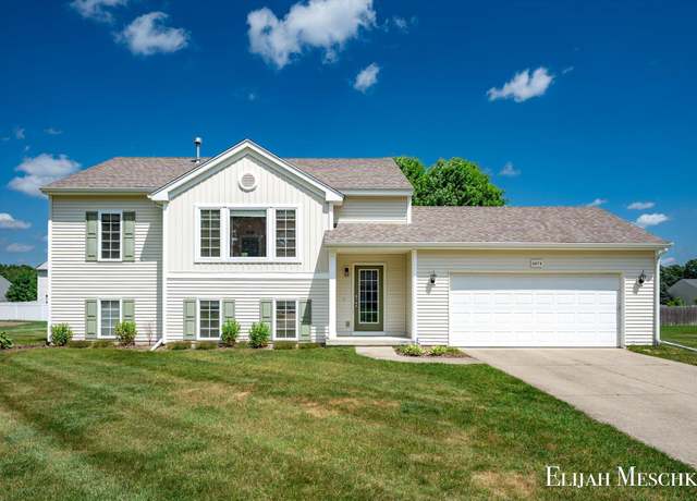 Property at 6879 Cypress Bay Dr, Kalamazoo, MI 49009, 3 beds, 2.5 baths