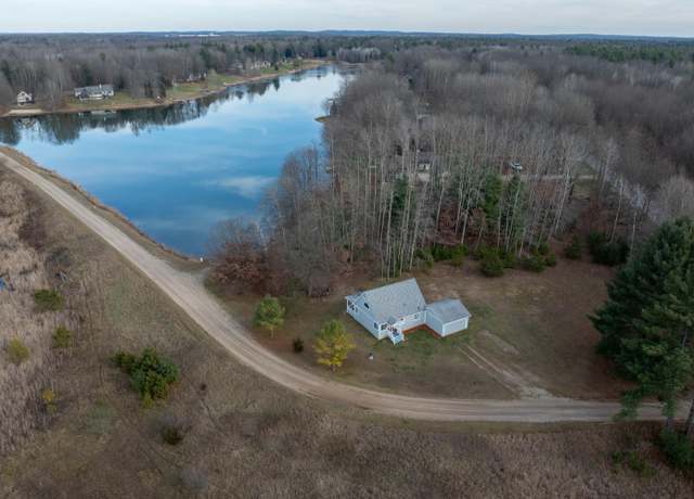 Property at 9996 Fawn Lake Dr, Stanwood, MI 49346, 3 beds, 1 bath