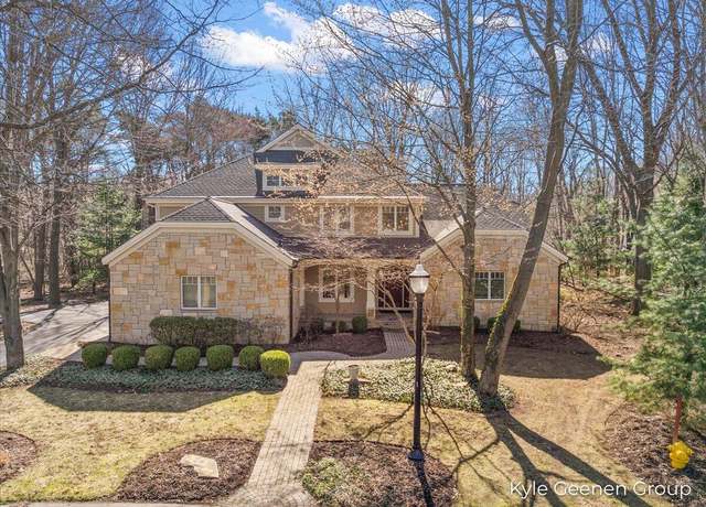 Property at 605 Old Macatawa Ct #7, Holland, MI 49423, 5 beds, 4.5 baths