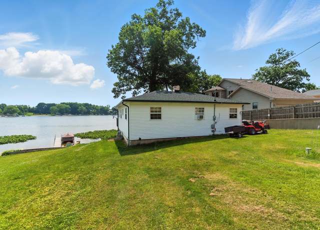 Property at 17295 Stevens Forest Lake St, Cassopolis, MI 49031, 2 beds, 1 bath