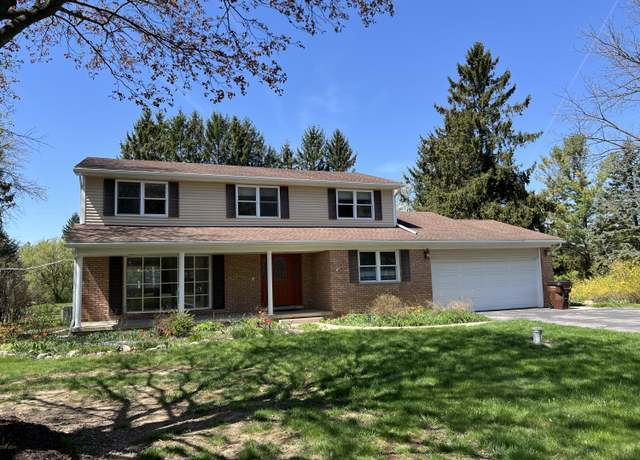 Property at 9370 Moon Rd, Saline, MI 48176, 5 beds, 2.5 baths